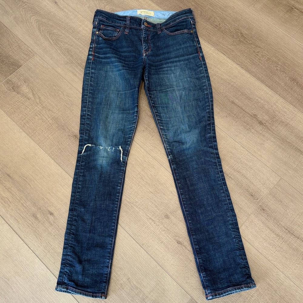 Holding Horses Anthropologie Blue Jeans Women Sz 27 stretch 30x30” Ripped Knee